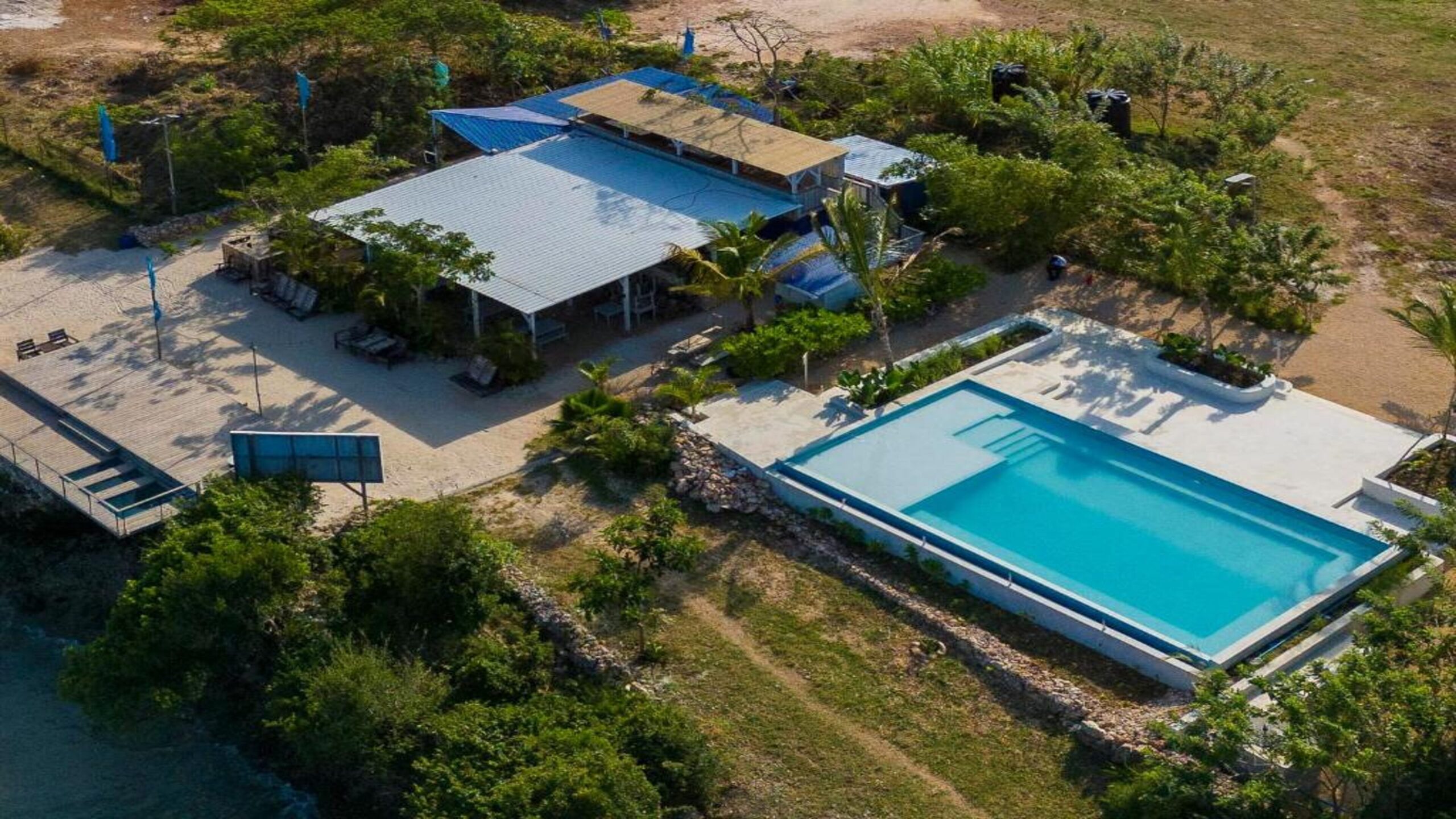 Affordable Fumba Town apartments in Zanzibar near the beach with pool view